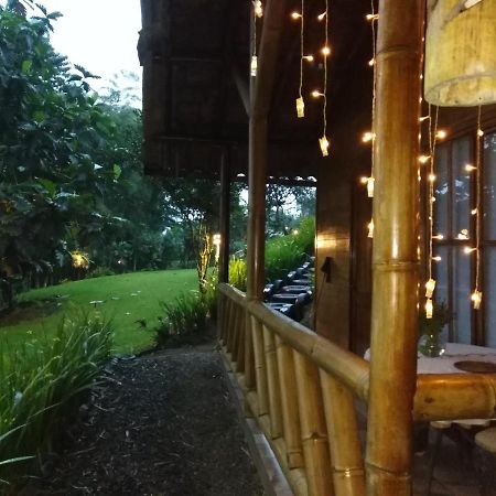 Estancia La Colina Santo Domingo de los Colorados Bagian luar foto