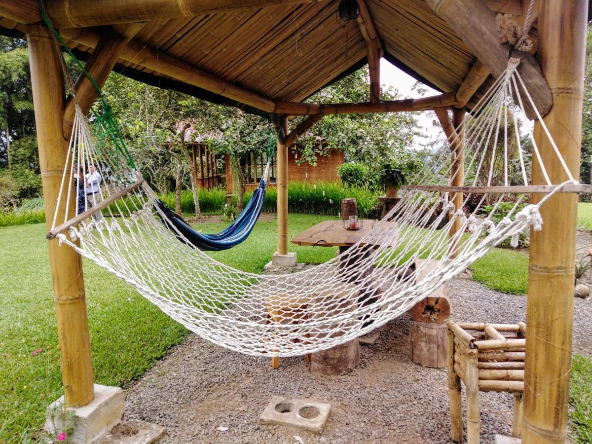 Estancia La Colina Santo Domingo de los Colorados Bagian luar foto